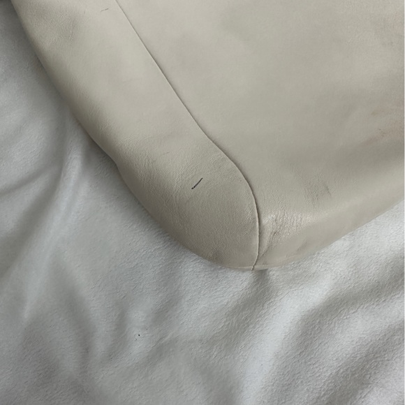 Cream Leather Coach Purse - Picture 5 of 7